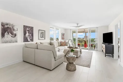 920 Dogwood Drive Delray Beach FL 33483