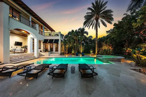 518 Harbor Court Delray Beach FL 33483