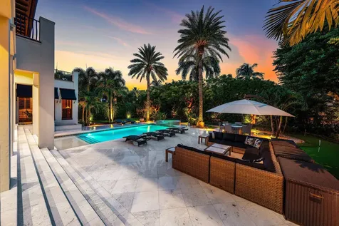 518 Harbor Court Delray Beach FL 33483