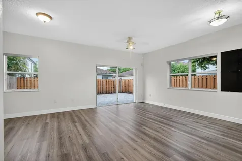 5000 Sw 136th Avenue Miramar FL 33027