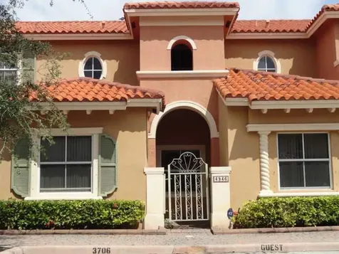 4946 Leeward Lane Dania Beach FL 33004