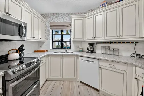 5217 Brisata Circle Boynton Beach FL 33437