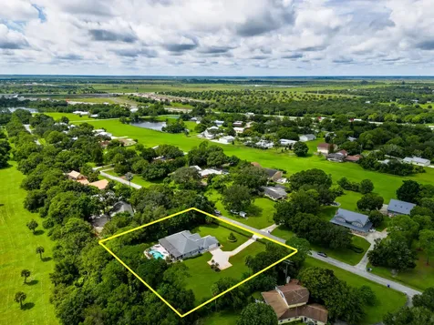 280 Nieuport Drive Vero Beach FL 32968