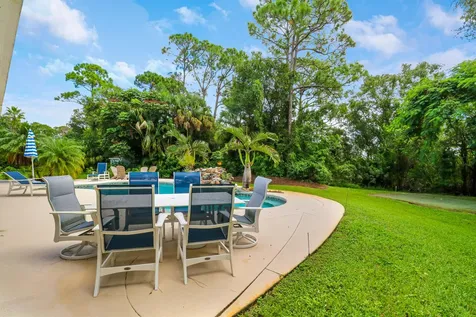 280 Nieuport Drive Vero Beach FL 32968
