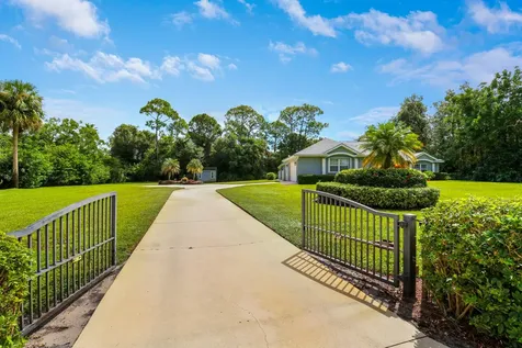 280 Nieuport Drive Vero Beach FL 32968