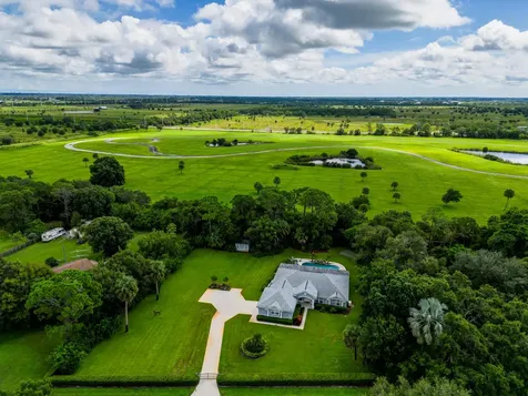 280 Nieuport Drive Vero Beach FL 32968