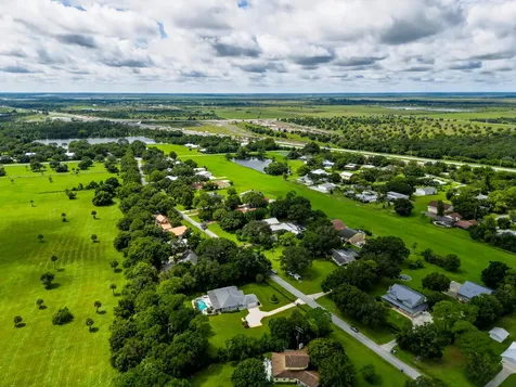 280 Nieuport Drive Vero Beach FL 32968