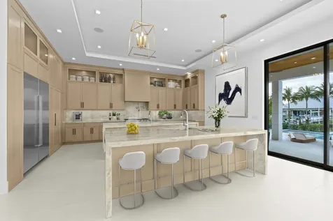2408 Azure Circle Palm Beach Gardens FL 33410