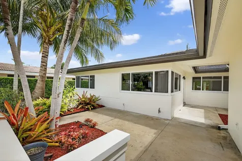 4442 Seagrape Drive Lauderdale By The Sea FL 33308