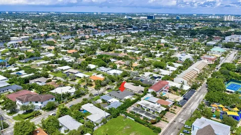 4442 Seagrape Drive Lauderdale By The Sea FL 33308
