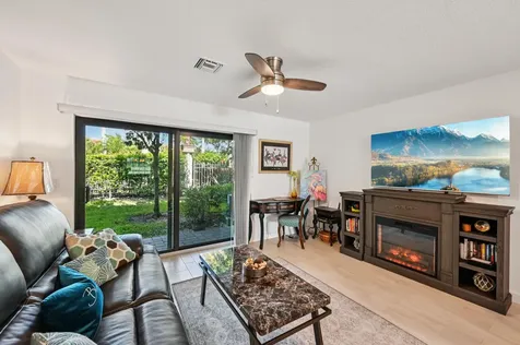 5025 Genove Place Riviera Beach FL 33410