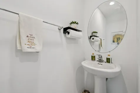 5025 Genove Place Riviera Beach FL 33410