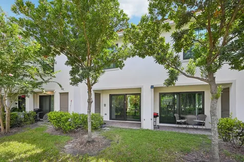 5025 Genove Place Riviera Beach FL 33410