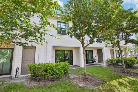 5025 Genove Place Riviera Beach FL 33410