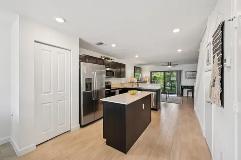 5025 Genove Place Riviera Beach FL 33410