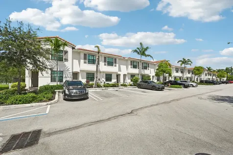 5025 Genove Place Riviera Beach FL 33410