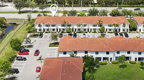 5025 Genove Place Riviera Beach FL 33410