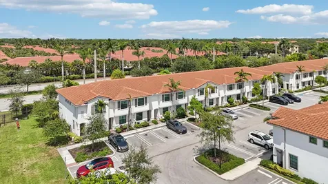 5025 Genove Place Riviera Beach FL 33410