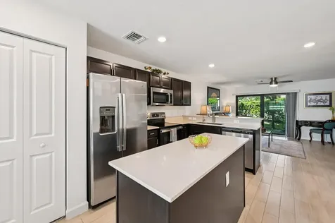 5025 Genove Place Riviera Beach FL 33410