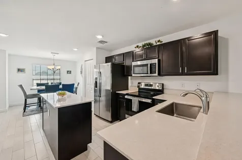 5025 Genove Place Riviera Beach FL 33410