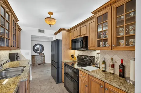5550 N Ocean Drive Singer Island FL 33404
