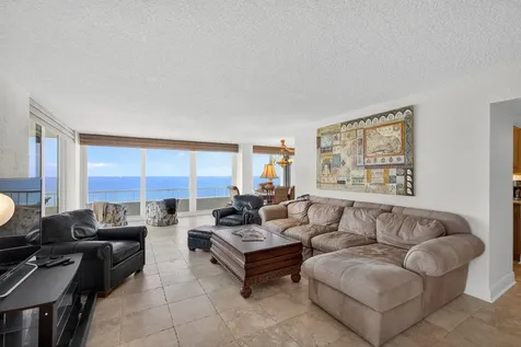 5550 N Ocean Drive Singer Island FL 33404