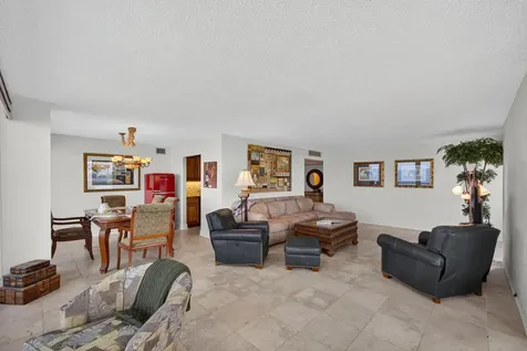 5550 N Ocean Drive Singer Island FL 33404