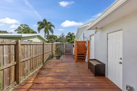 2701 Sw 6th Street Boynton Beach FL 33435
