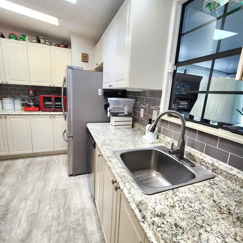 4091 67th Lane West Palm Beach FL 33404