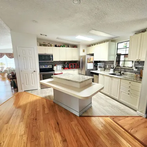 4091 67th Lane West Palm Beach FL 33404
