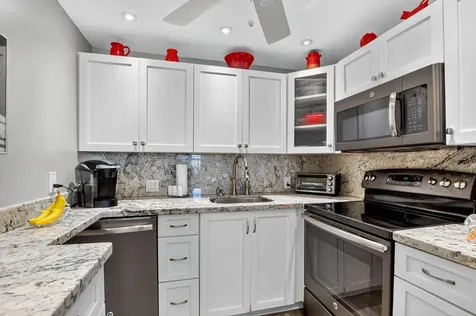 27 Fanshaw A Boca Raton FL 33434
