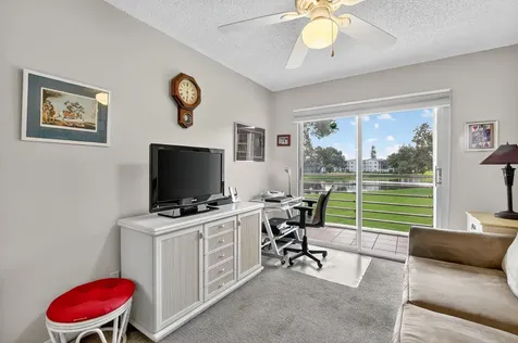 27 Fanshaw A Boca Raton FL 33434