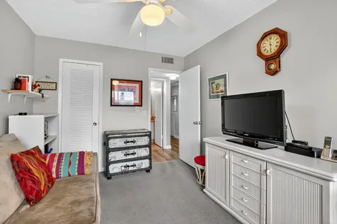 27 Fanshaw A Boca Raton FL 33434