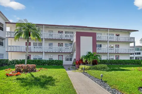 27 Fanshaw A Boca Raton FL 33434