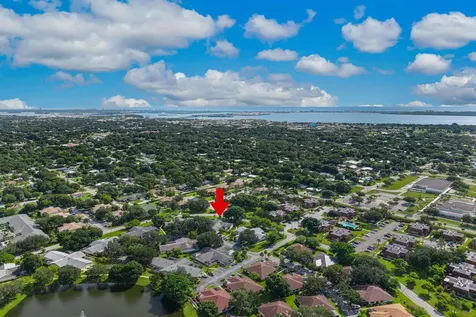 1433 Captains Walk Fort Pierce FL 34950