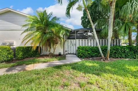 1433 Captains Walk Fort Pierce FL 34950