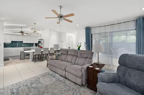 1433 Captains Walk Fort Pierce FL 34950
