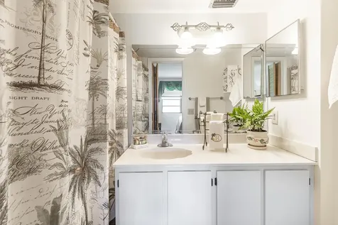 140 Lake Nancy 113 Lane West Palm Beach FL 33411