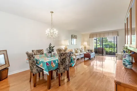 140 Lake Nancy 113 Lane West Palm Beach FL 33411