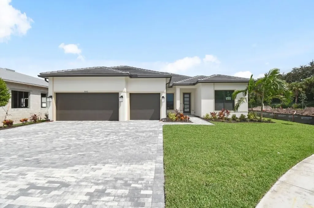 7690 Rhode Island Red Court Lake Worth FL 33467