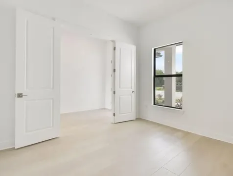 7690 Rhode Island Red Court Lake Worth FL 33467
