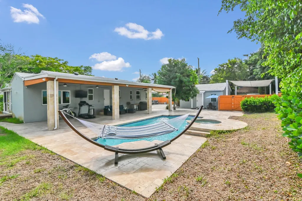 504 36th Street West Palm Beach FL 33407