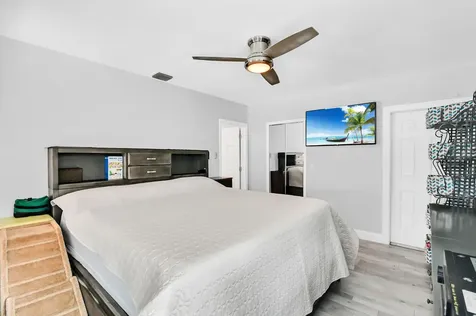 504 36th Street West Palm Beach FL 33407