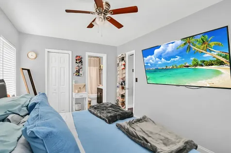 504 36th Street West Palm Beach FL 33407