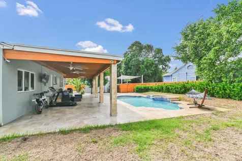 504 36th Street West Palm Beach FL 33407