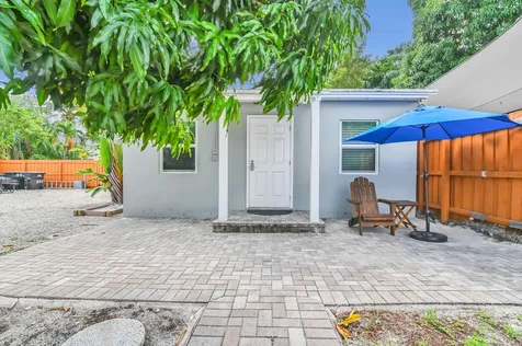 504 36th Street West Palm Beach FL 33407