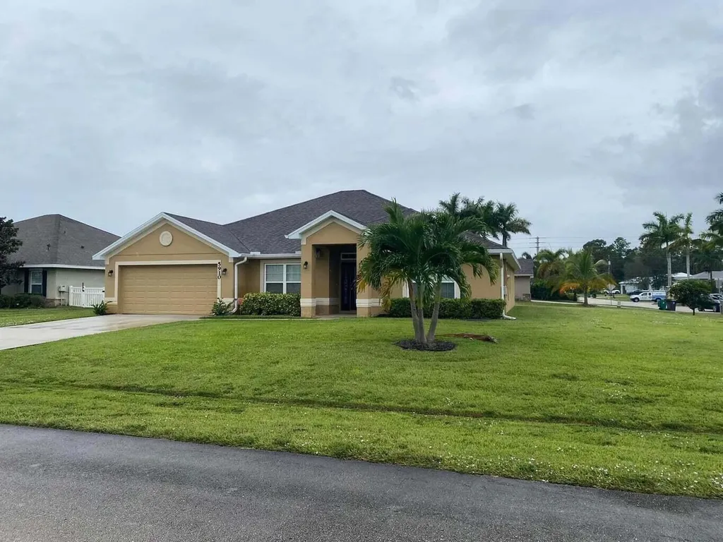 5910 NW Java Court Port Saint Lucie FL 34986