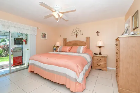 18 Lake Vista Trail Port Saint Lucie FL 34952