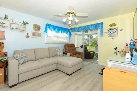18 Lake Vista Trail Port Saint Lucie FL 34952