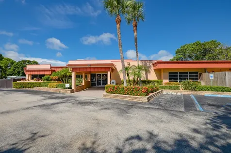 18 Lake Vista Trail Port Saint Lucie FL 34952